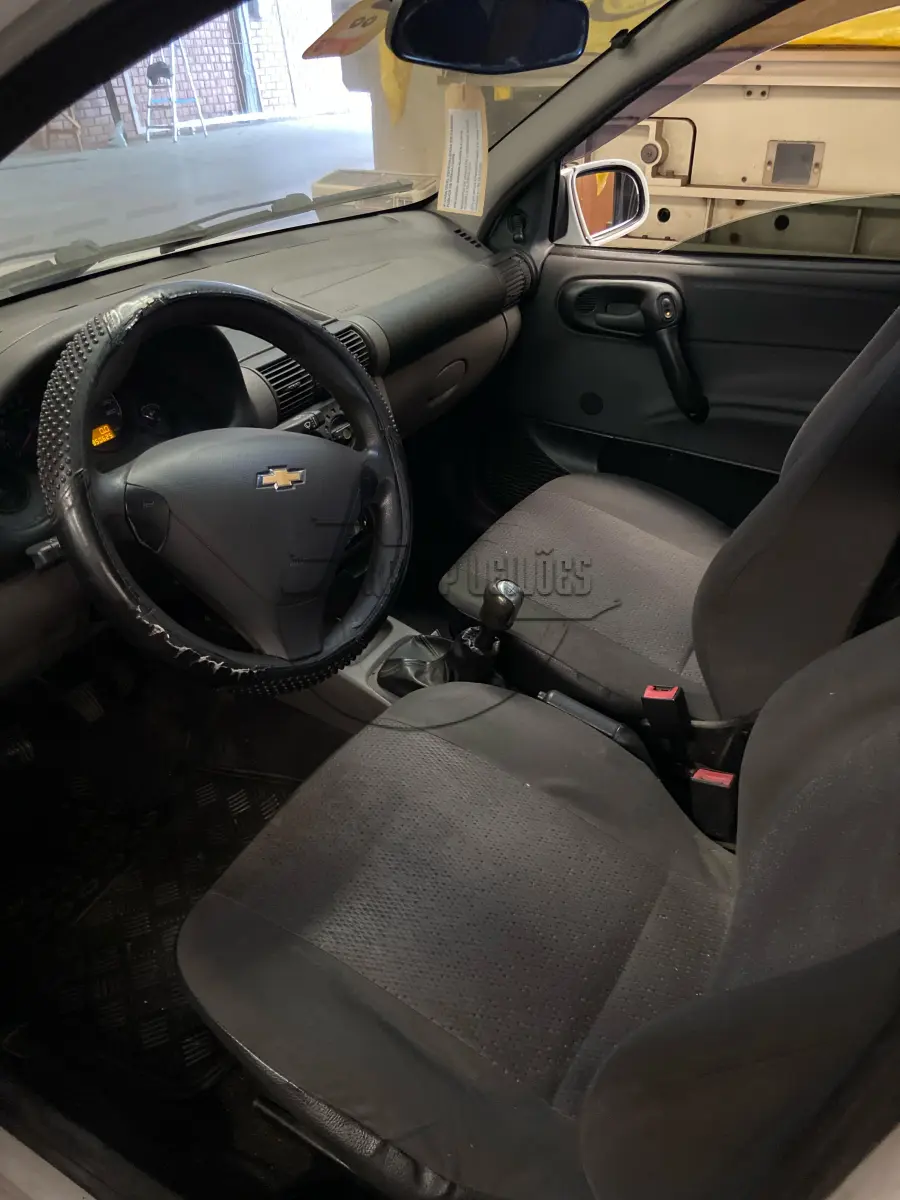 LOTE 021 - Um veículo CHEVROLET/CLASSIC LS, ano/modelo 2013/2014