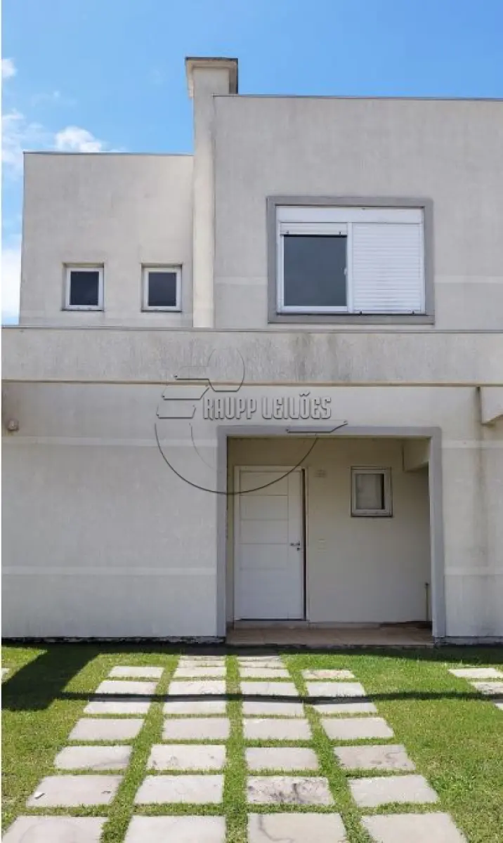 LOTE 002 - (XANGRI-LÁ/RS) Uma casa no Condomínio "Atlântis" (Pateo Marbella), c/ 277,42m²