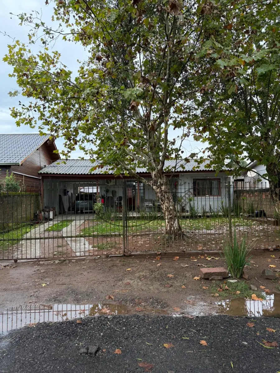 LOTE 002 - 02ª DATA | (NOVO HAMBURGO/RS) Uma casa residencial em alvenaria,  no Bairro Canudos