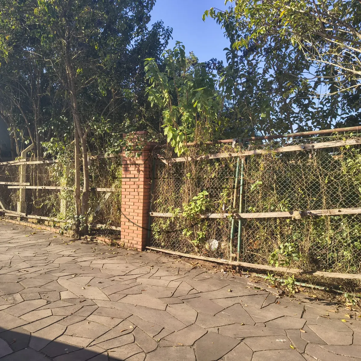 LOTE 008 - (CACHOEIRINHA/RS) Um terreno c/ 1.636,30m², no Bairro Vila Ponta Porã