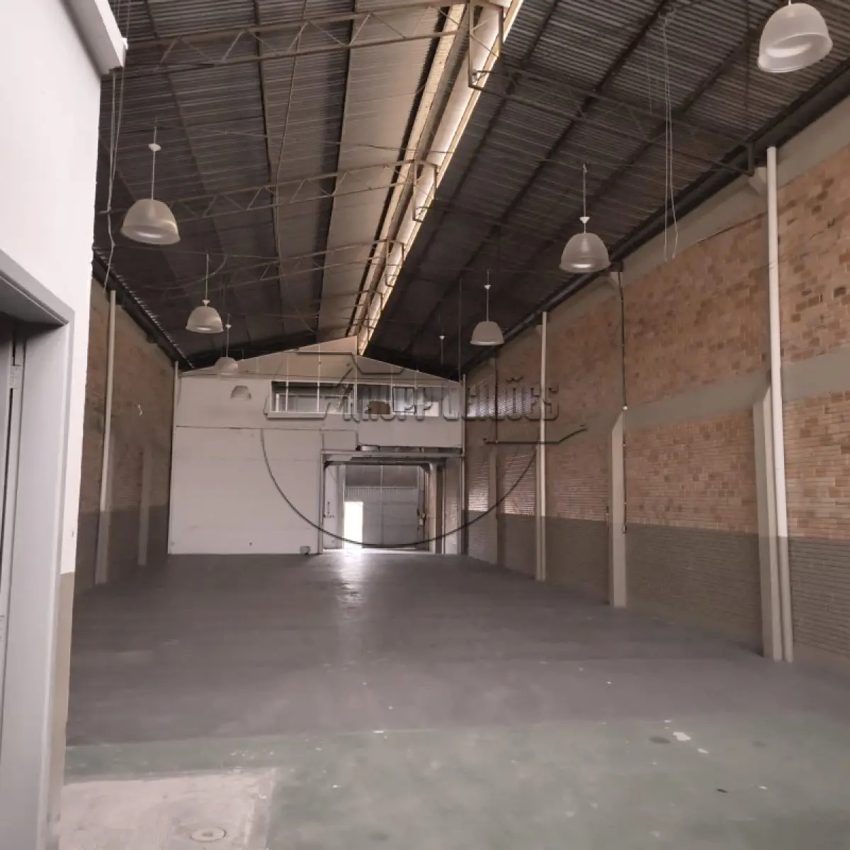 LOTE 001 - 02ª DATA | (PORTO ALEGRE/RS) Um prédio de alvenaria c/ aprox. 410,00m², no Bairro Passo das Pedras