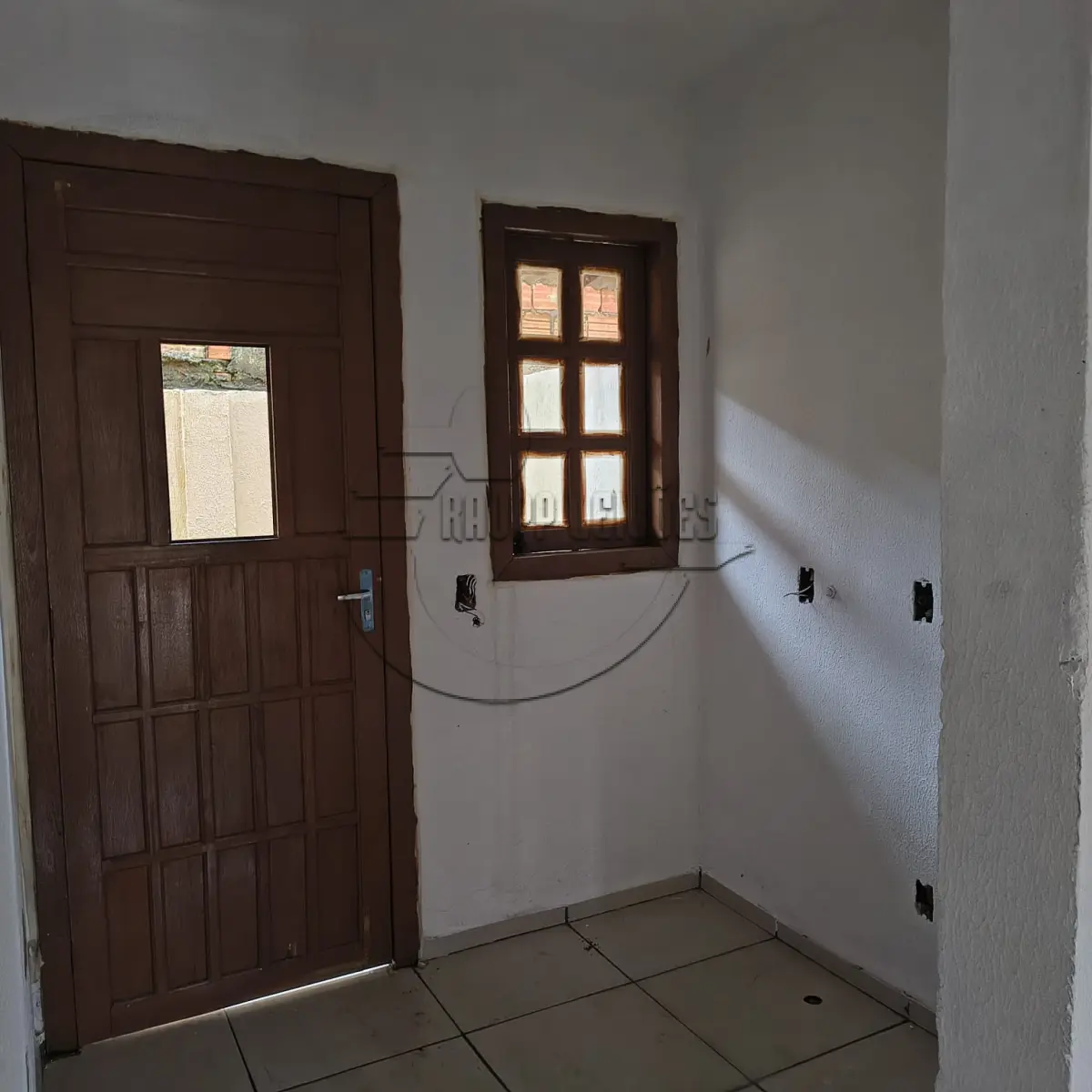 LOTE 001 - 02ª DATA | (GRAVATAÍ/RS)  A casa 106 do Condomínio Residencial Elisabeth, no Bairro Novo Mundo.  Obs: Imóvel sem habite-se. Falta finalização no acabamento.