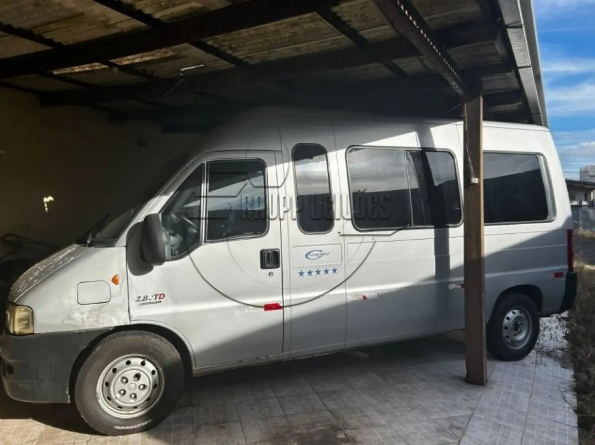 LOTE 009 - Um microônibus FIAT/DUCATO MULT JAEDI T,  ano 2008/2009