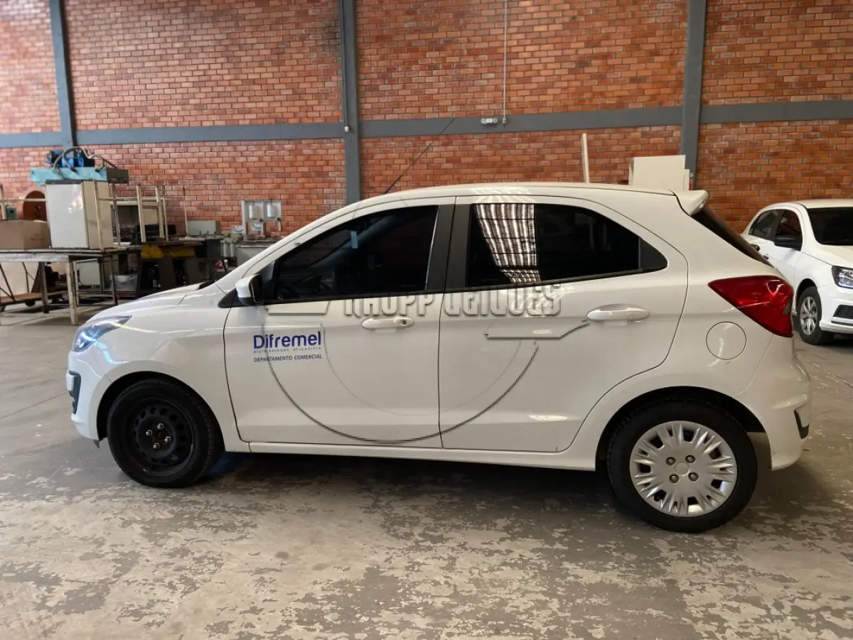 LOTE 010 - Um veículo FORD/KA SE PLUS 1.5 HA C, ano/mod 2020/2021
