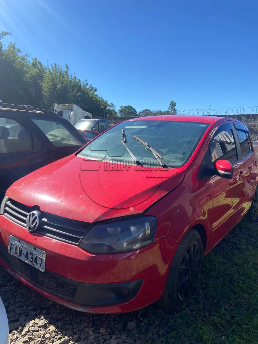 LOTE 010 - Um veículo VOLKSWAGEN FOX 1.6 GII, ano/modelo 2012/2013