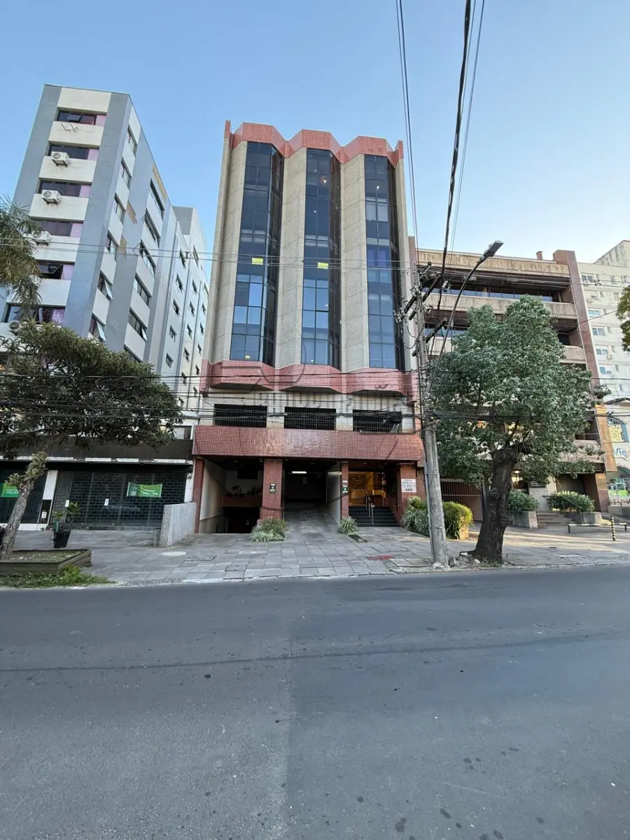LOTE 004 - (PORTO ALEGRE/RS) O conjunto 503 , c/ 38,53m² + o box 13, ambos do Edifício Centro Profissional Cel. Bordini, no Bairro Auxiliadora
