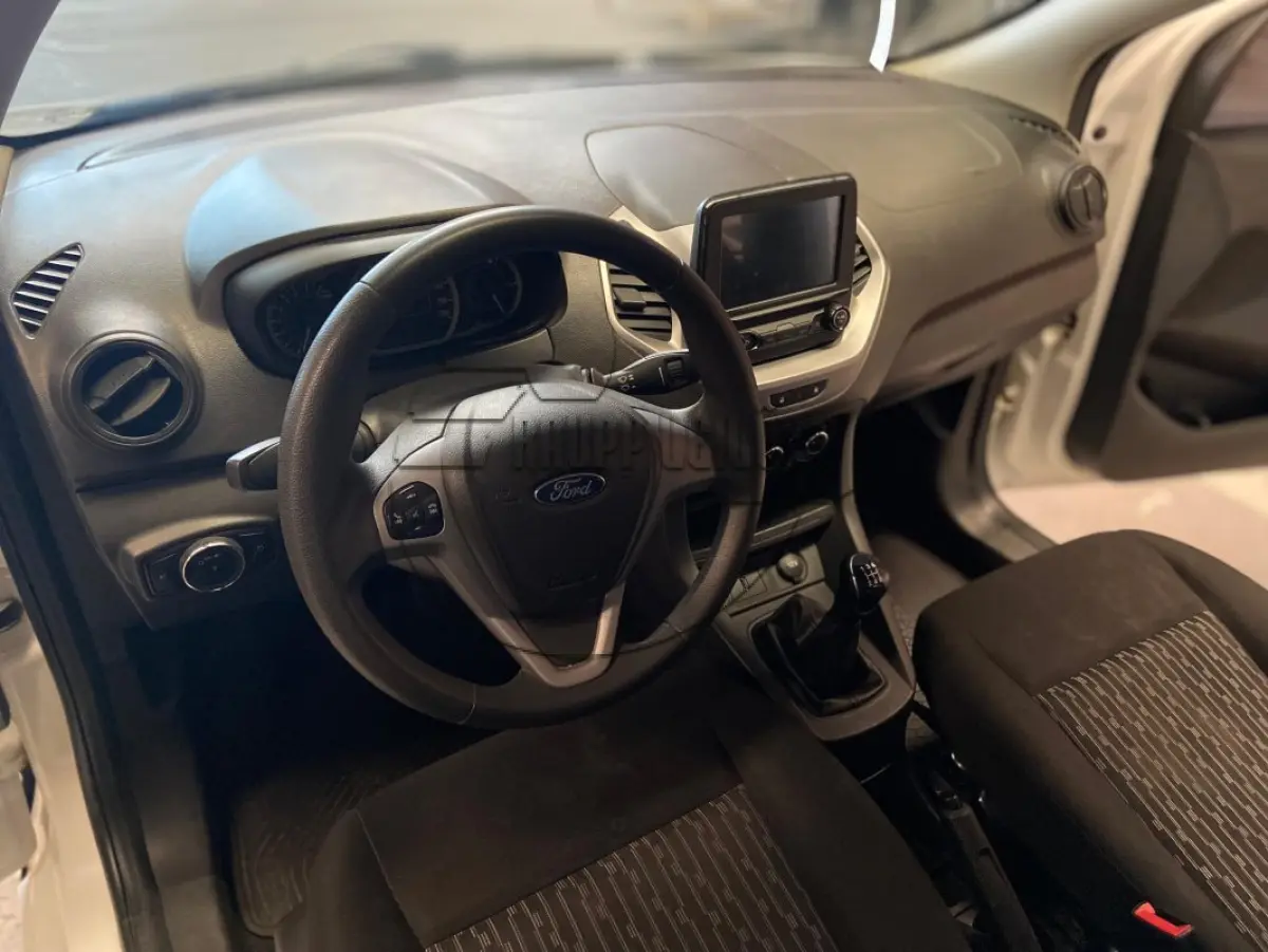 LOTE 010 - Um veículo FORD/KA SE PLUS 1.5 HA C, ano/mod 2020/2021