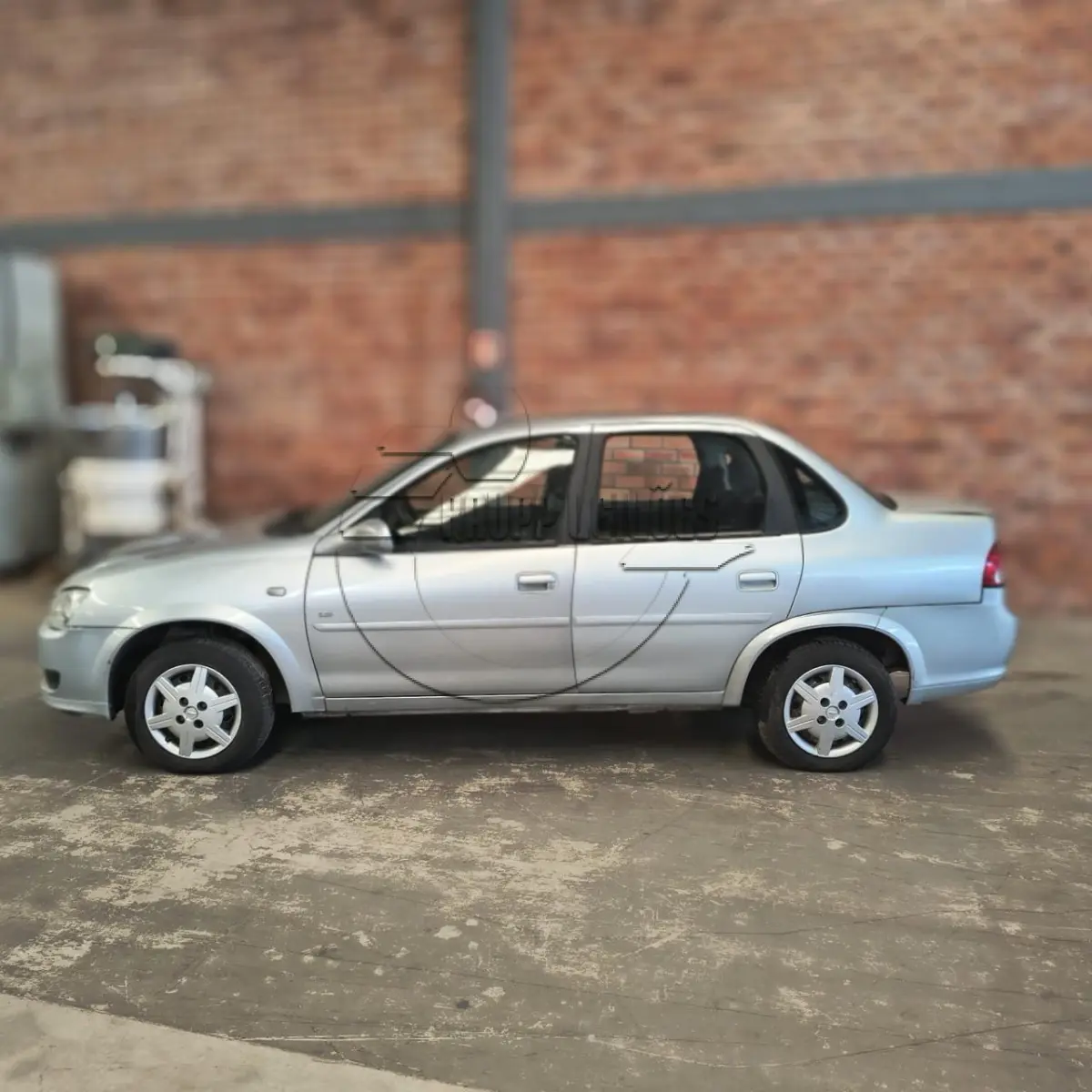 LOTE 010 - Um veículo CHEVROLET/CLASSIC LS, ano/modelo 2011/2012