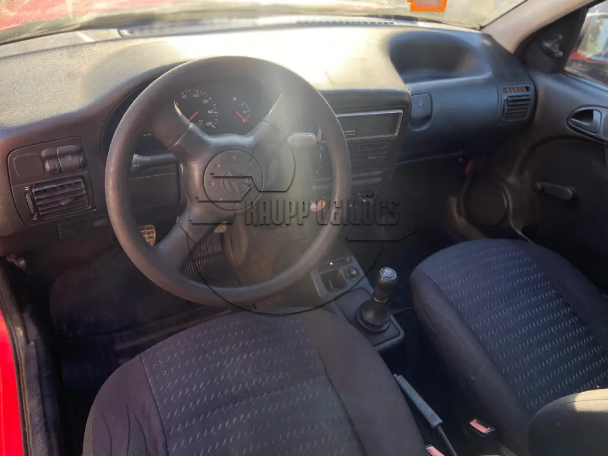 LOTE 008 - 02ª DATA | Um veículo VW/GOL  1.0, ano/mod 2004/2005