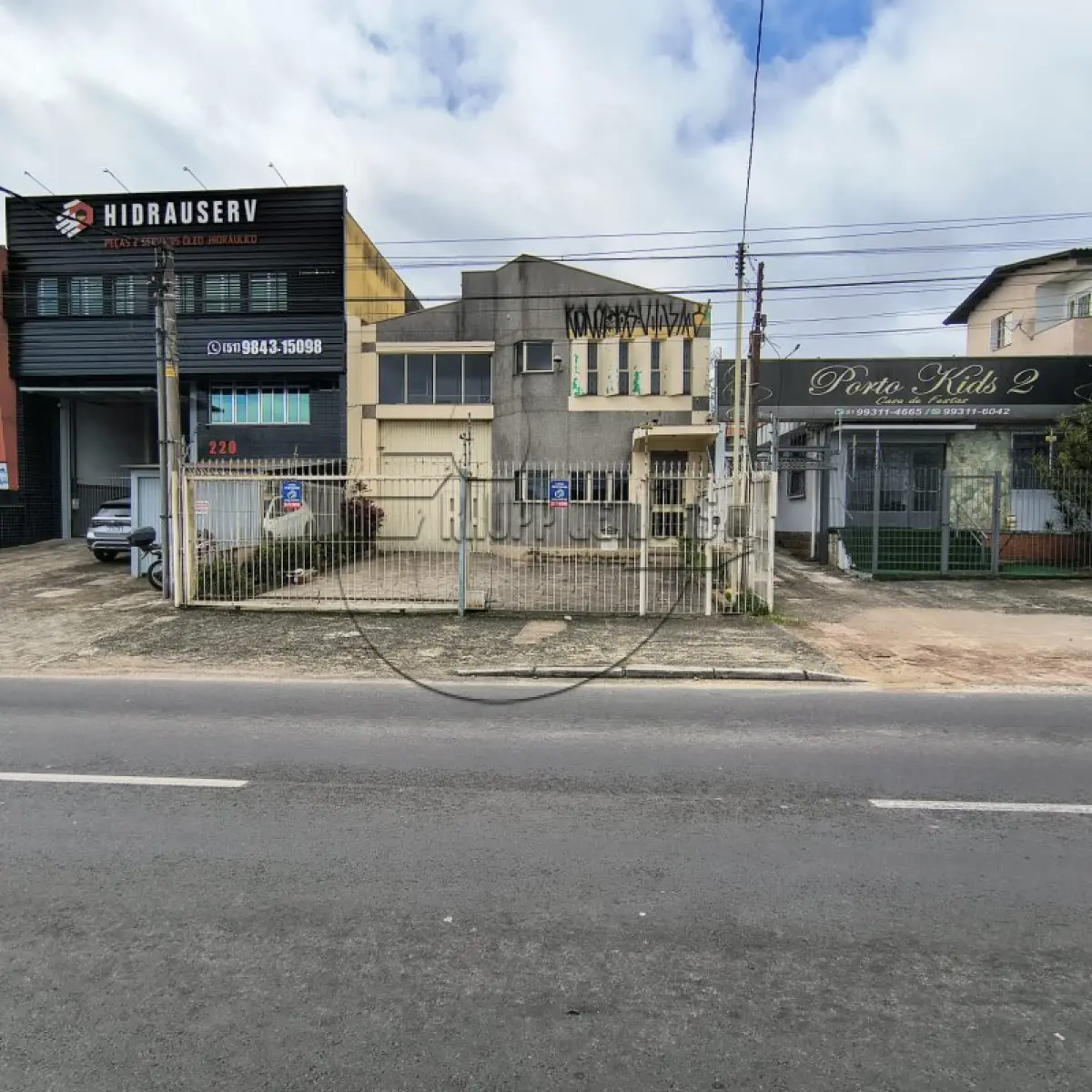 LOTE 001 - 02ª DATA | (PORTO ALEGRE/RS) Um prédio de alvenaria c/ aprox. 410,00m², no Bairro Passo das Pedras