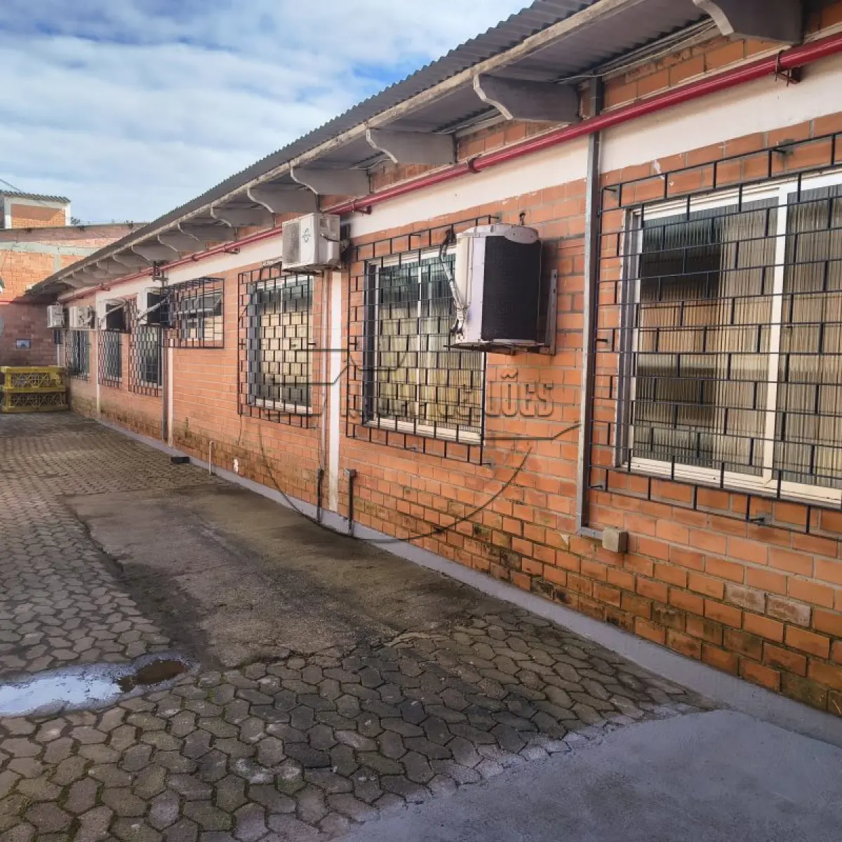 LOTE 009 - (CACHOEIRINHA/RS) Uma área de terras de 11ha, c/ benfeitorias, no Distrito Industrial de Cachoeirinha/RS