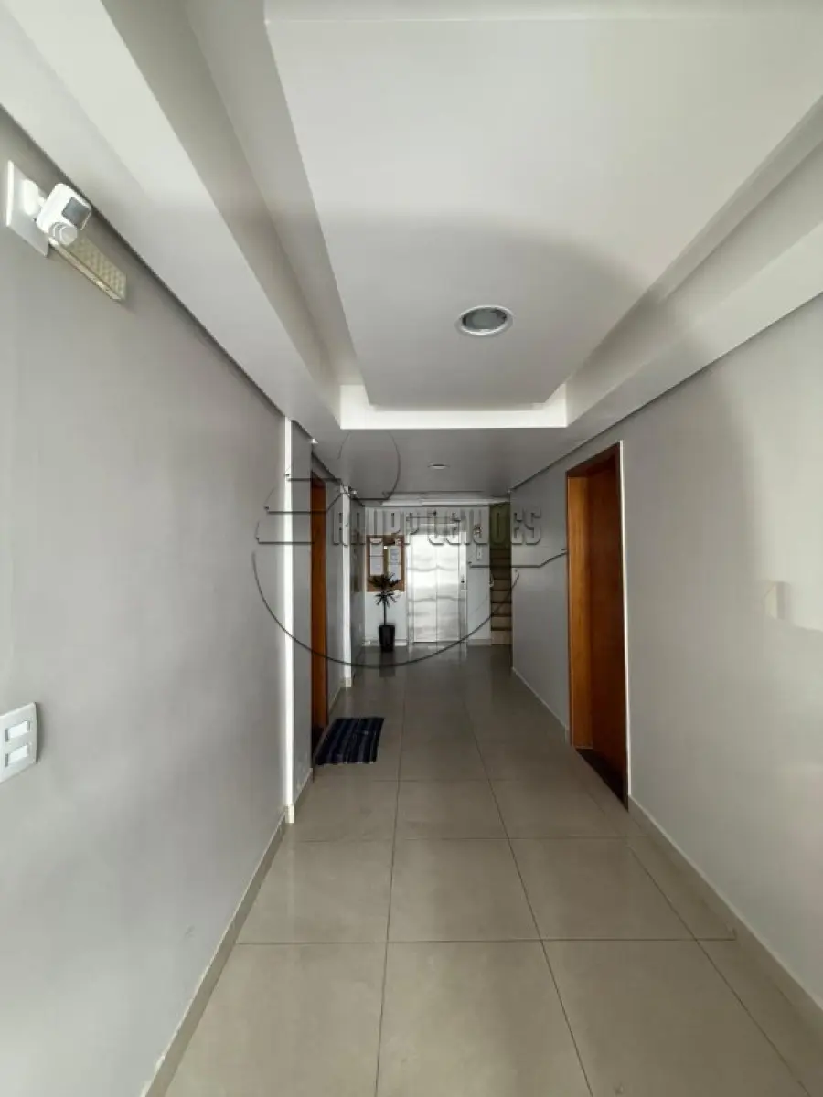 LOTE 004 - (TRAMANDAÍ/RS) O apto 405, c/ 57,35m² + boxe 09, ambos do Edificio Sanvie Residence
