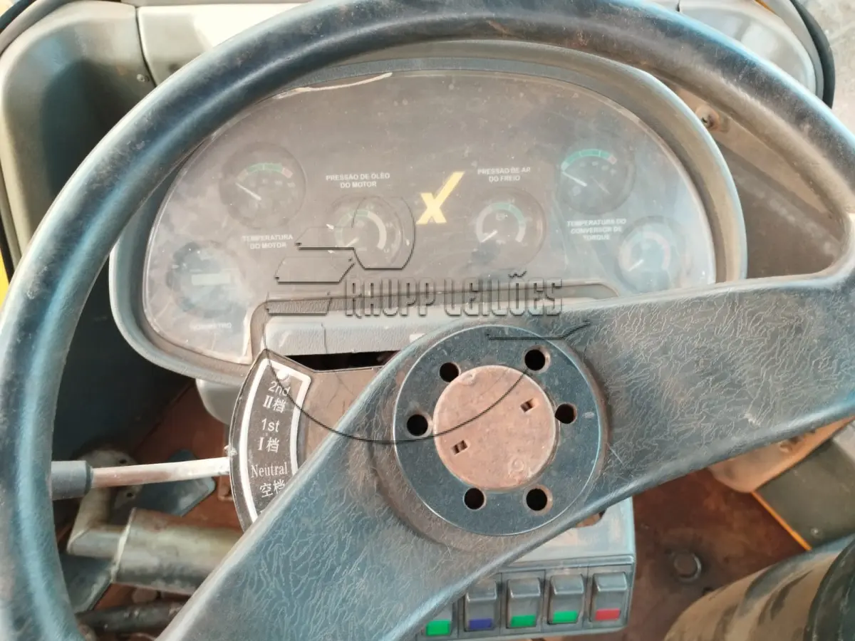 LOTE 005 - Uma pá carregadeira, Maxloader/MAX 934W, ano 2019