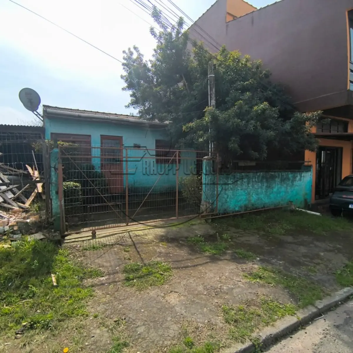 LOTE 004 - 02ª DATA | (ALVORADA/RS) Um terreno de 200,00m², c/ benfeitorias, no Bairro Bela Vista