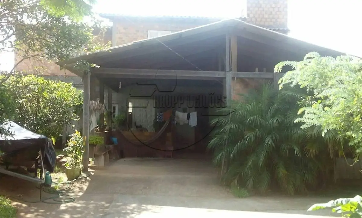 LOTE 010 - (GRAVATAÍ/RS) Uma casa no Bairro Bom Sucesso