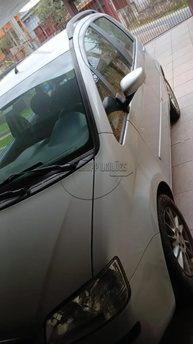 LOTE 014 - Um veículo FIAT/IDEA ELX FLEX, ano/mod. 2009/2010