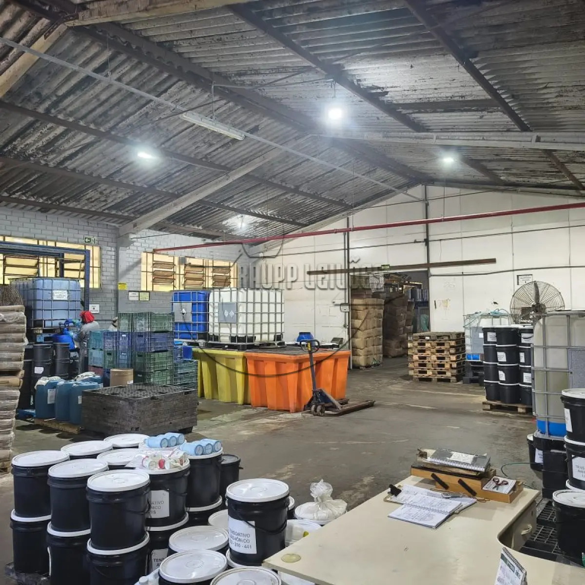 LOTE 009 - (CACHOEIRINHA/RS) Uma área de terras de 11ha, c/ benfeitorias, no Distrito Industrial de Cachoeirinha/RS