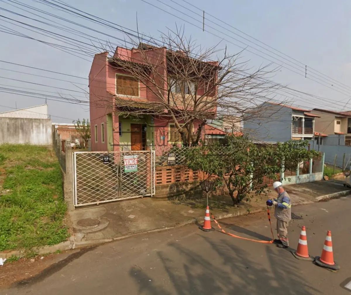 LOTE 004 - 02ª DATA | (ALVORADA/RS) Uma casa com aprox. 116,38m2, no Bairro Aparecida