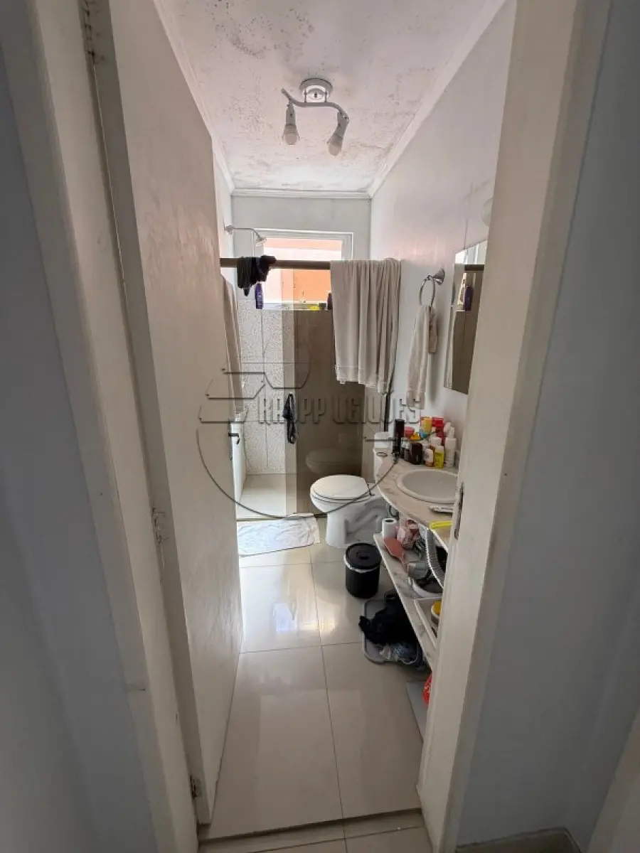 LOTE 012 - (PORTO ALEGRE/RS) O apto 11 do Edifício Sarapuy, c/ 48,60m², no Bairro Menino Deus
