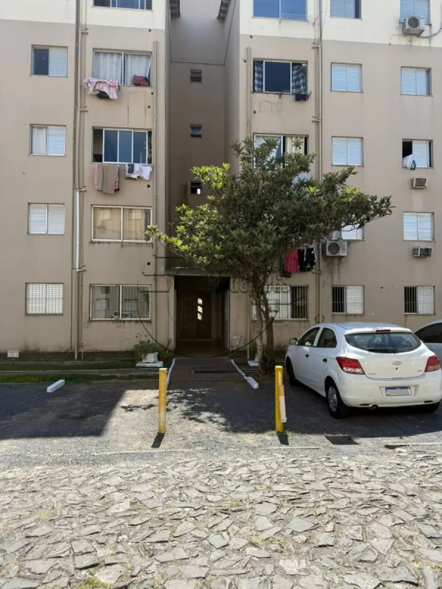 LOTE 007 - (CACHOEIRINHA/RS) O apto nº 210E, c/ 40,51m², localizado no bloco "E", do Condomínio Residencial Marechal Rondon II
