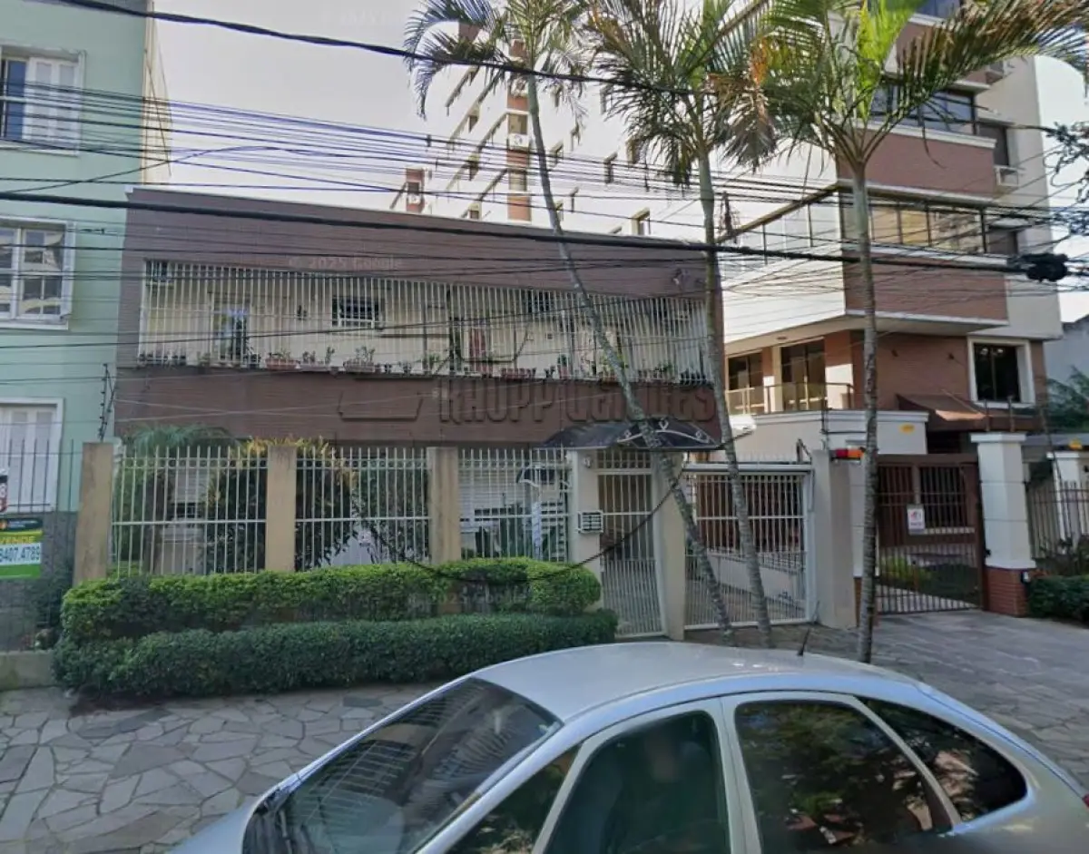 LOTE 009 - (PORTO ALEGRE/RS) O apto 101 do Edifício Cinderela, c/ 80,12m², no Bairro Menino Deus