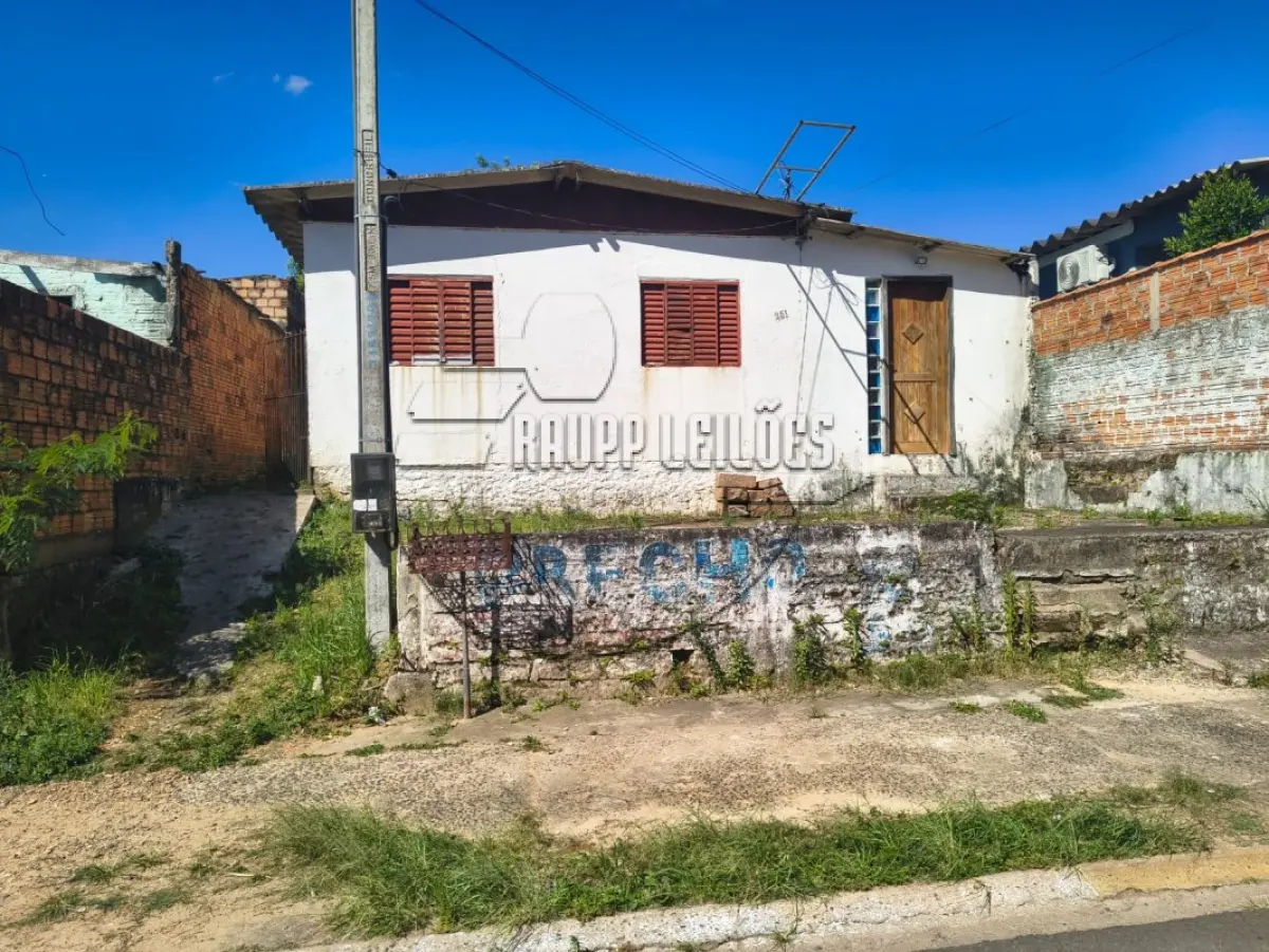 LOTE 006 - (GRAVATAÍ/RS) Uma casa de climatex no Bairro Morada do Vale II