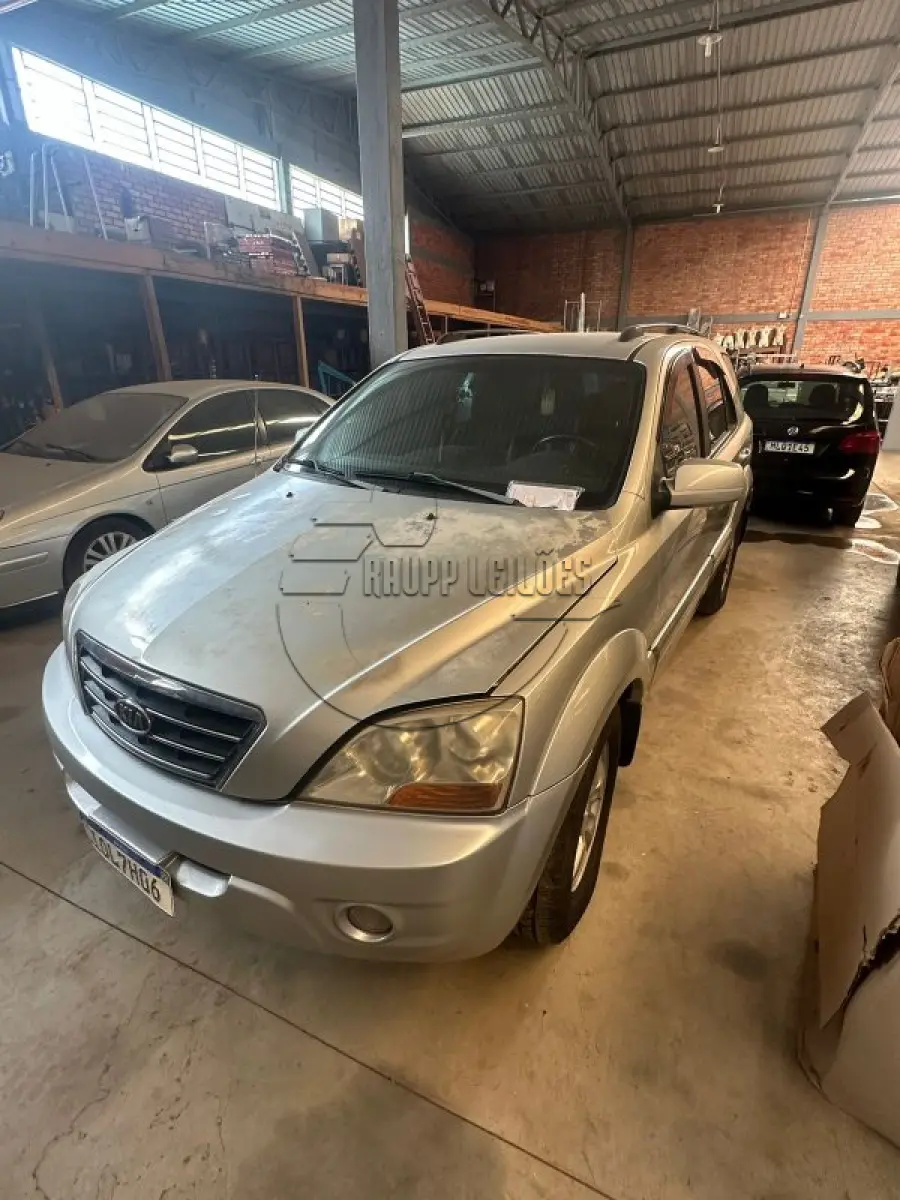 LOTE 015 - Um veículo marca/modelo: I/KIA SORENTO EX 2.5 CR3, ano/modelo: 2007/2008