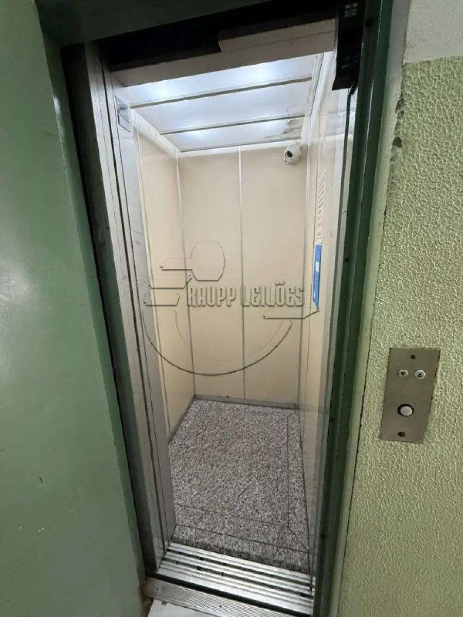 LOTE 014 - (NOVO HAMBURGO/RS) O apto 31 do edifício Minuano, c/ 95,40m², no Bairro Centro