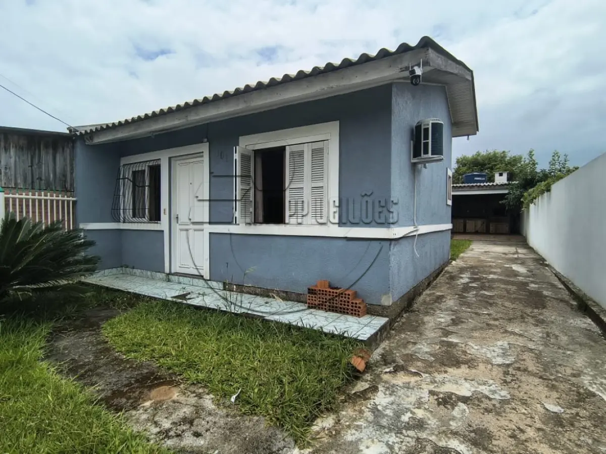 LOTE 009 - (CANOAS/RS) DIREITOS E AÇÕES sobre uma casa de aprox. 30,79m², no Bairro São José