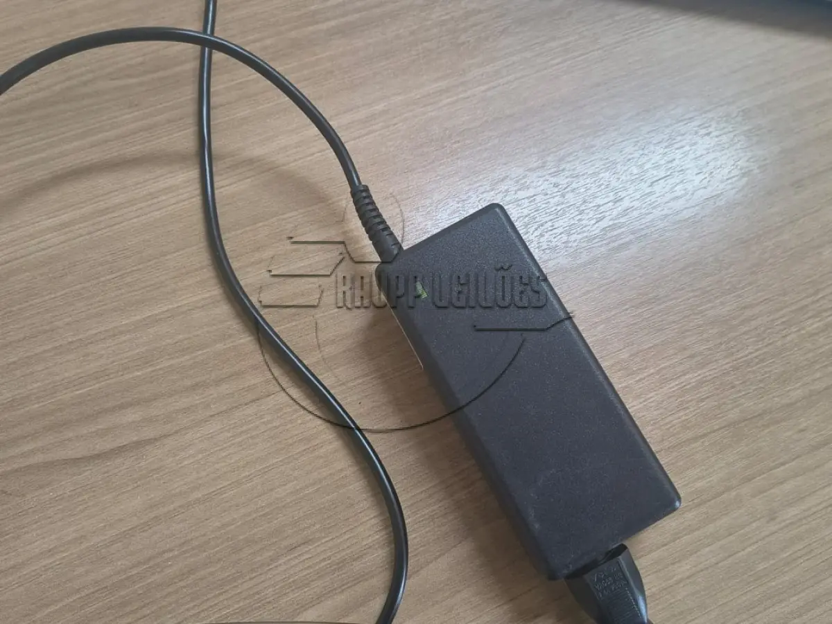 LOTE 034 - Um notebook HP Pavilion 14, processador Intel I7