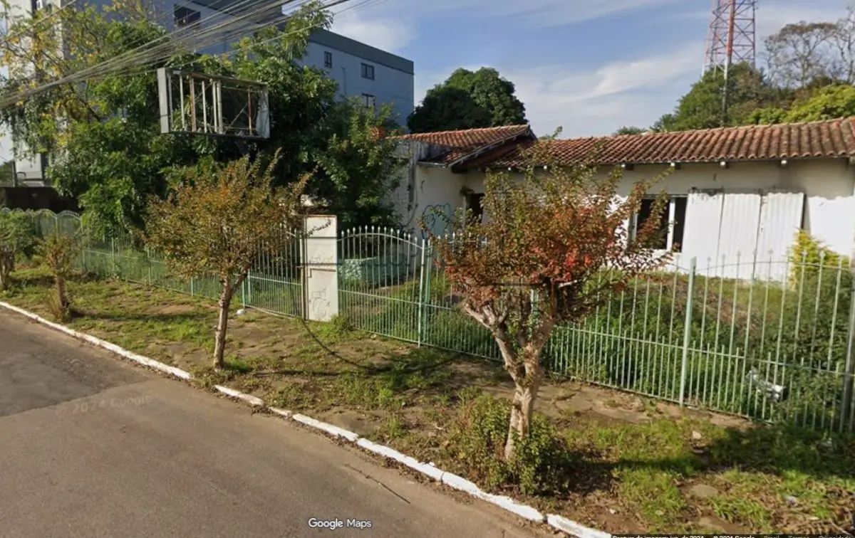 LOTE 006 - (GRAVATAÍ/RS) Uma casa no Bairro Salgado Filho