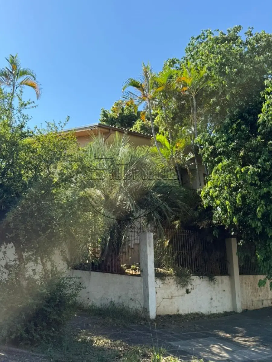 LOTE 003 - (NOVO HAMBURGO/RS) Uma casa c/ aprox. 228,87m², no Bairro Ouro Branco