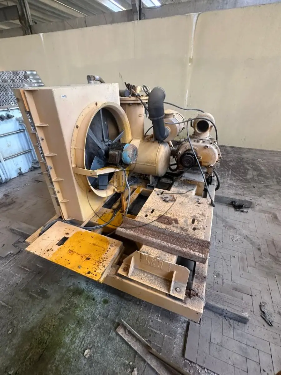 LOTE 062 - 02ª DATA | (Unidade de MINAS DO LEÃO P2) Máquina p/ perfuração - macaco hidráulico - compressor de ar - máquina de solda | Apregoado apenas caso o LOTE 053 NÃO SEJA VENDIDO