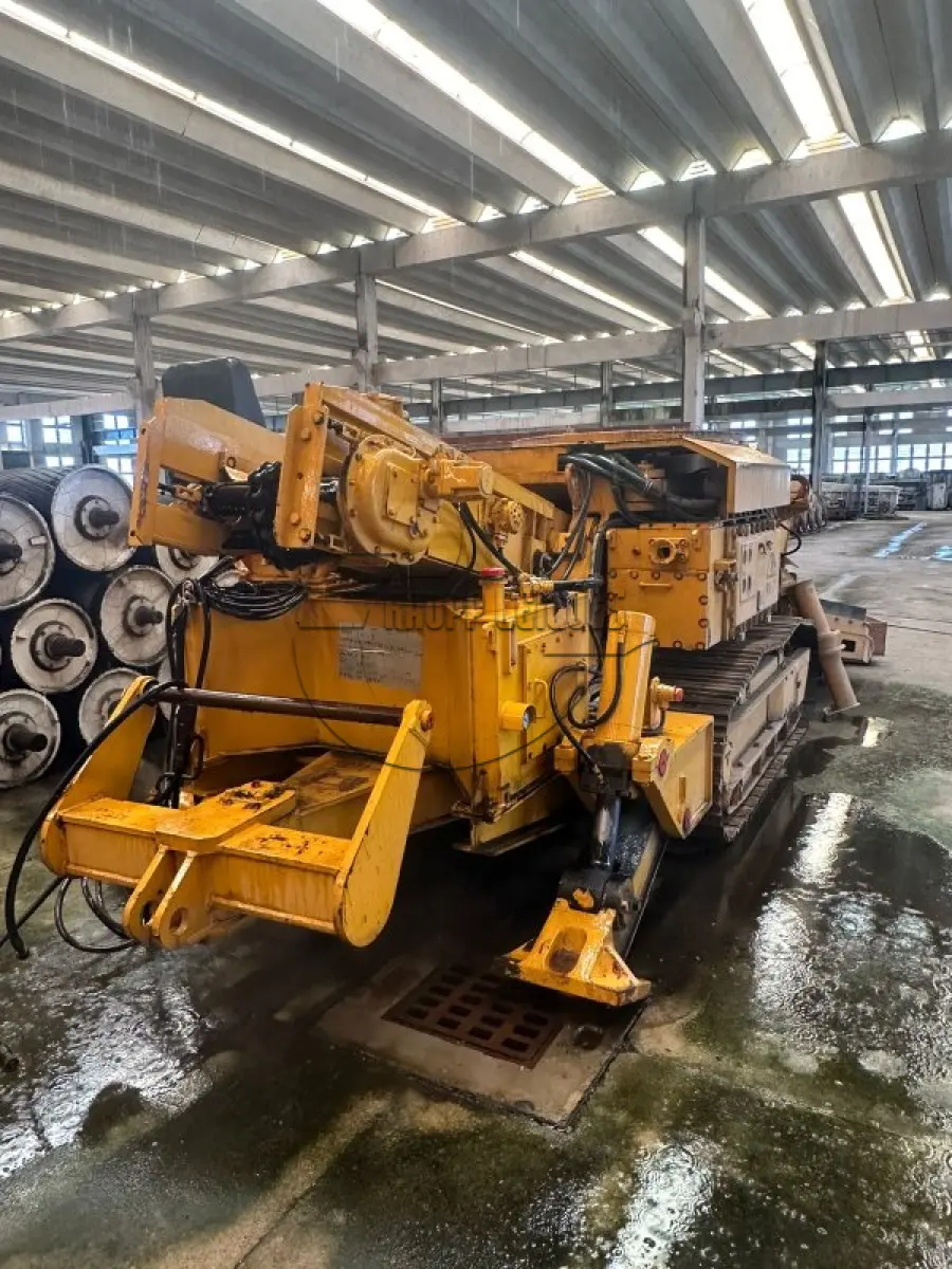 LOTE 062 - 02ª DATA | (Unidade de MINAS DO LEÃO P2) Máquina p/ perfuração - macaco hidráulico - compressor de ar - máquina de solda | Apregoado apenas caso o LOTE 053 NÃO SEJA VENDIDO