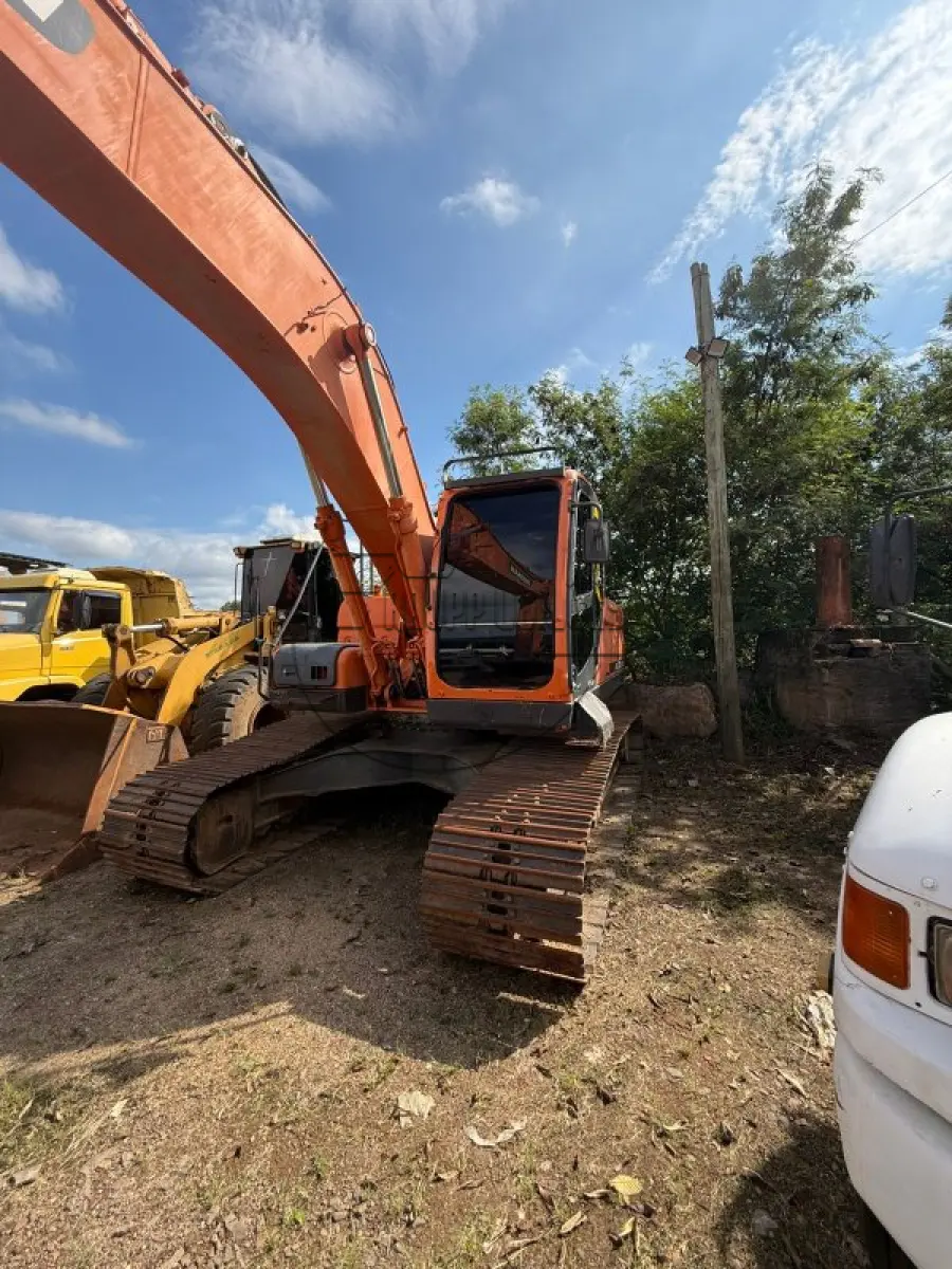 LOTE 011