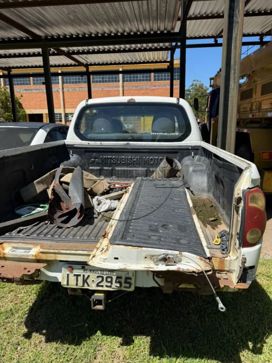 LOTE 007 - (Unidade de CANDIOTA/RS) Camioneta Mitsubishi L200 Triton 3.2, ano/modelo 2012/2012