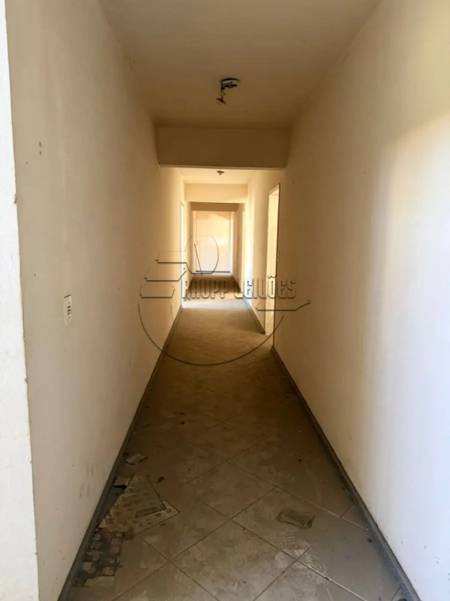 LOTE 001 - 02ª DATA | (SÃO JOÃO BATISTA/SC) Um prédio de esquina c/ aprox. 1.684,18m², no Bairro Centro