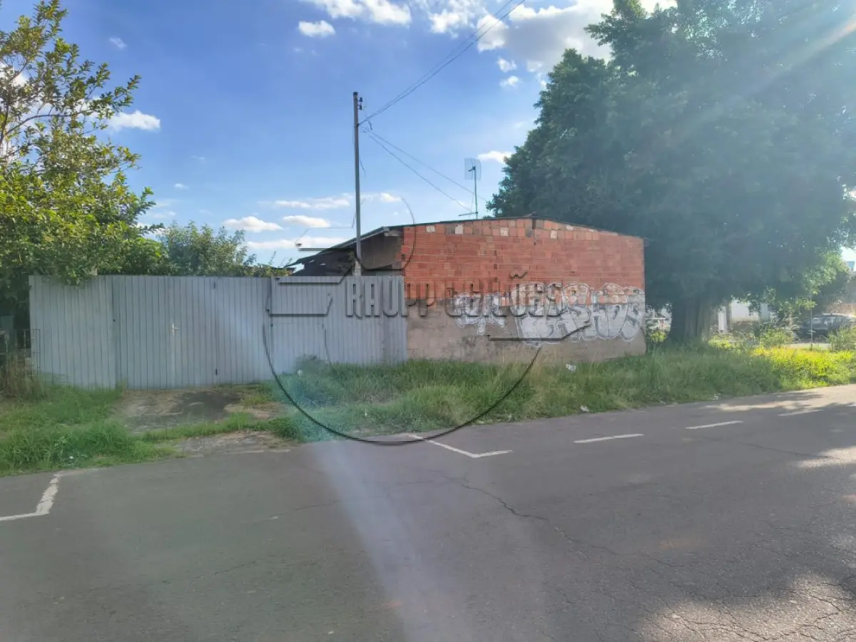 LOTE 002 - 02ª DATA | (GRAVATAÍ/RS) Um terreno de 243,00m², de esquina, c/ benfeitorias, no Bairro Morada do Vale II