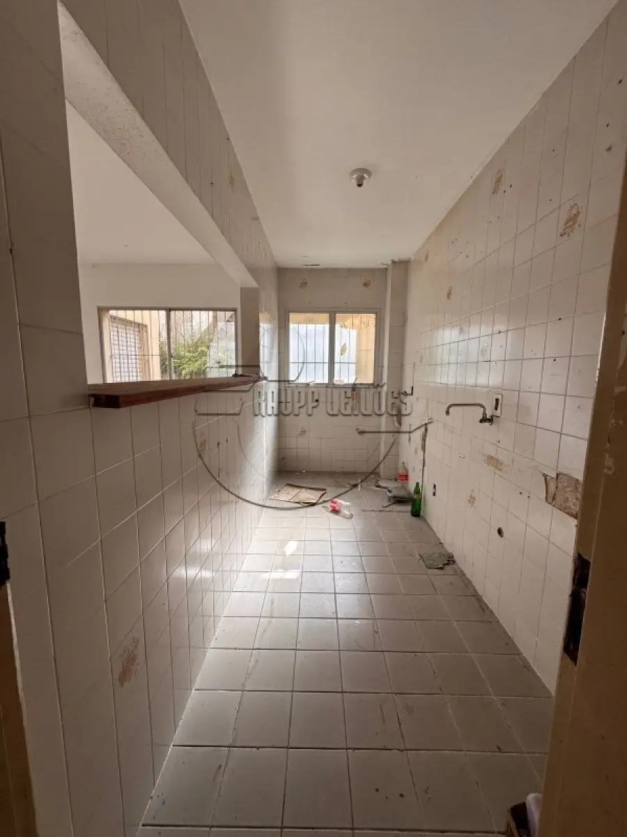 LOTE 001 - 02ª DATA | (CACHOEIRINHA/RS) Apto 104 do Edifício Aruba, bloco D, no Conj. Resid. Ilhas do Caribe, c/ 63,46m², na Av. Papa João XXIII     -      IMÓVEL DESOCUPADO