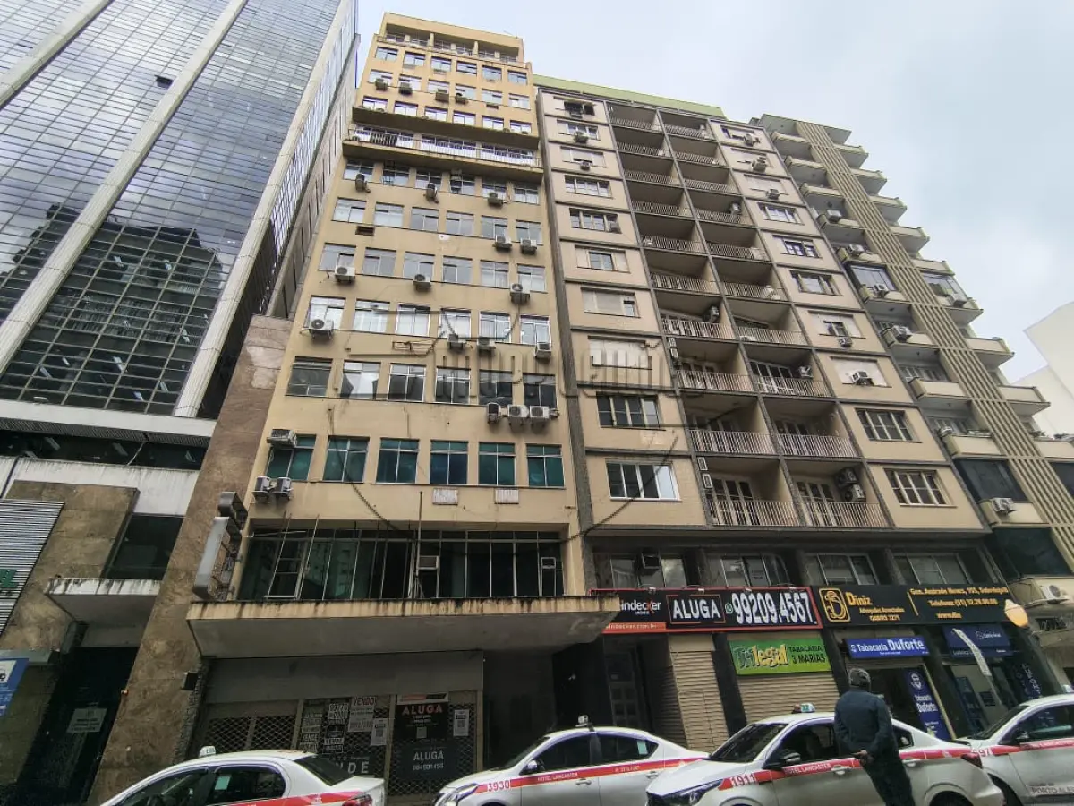 LOTE 002 - 02ª DATA | (PORTO ALEGRE/RS) O apto 75 do Edifício Amazonas, c/ 51,00m², no Bairro Centro Histórico