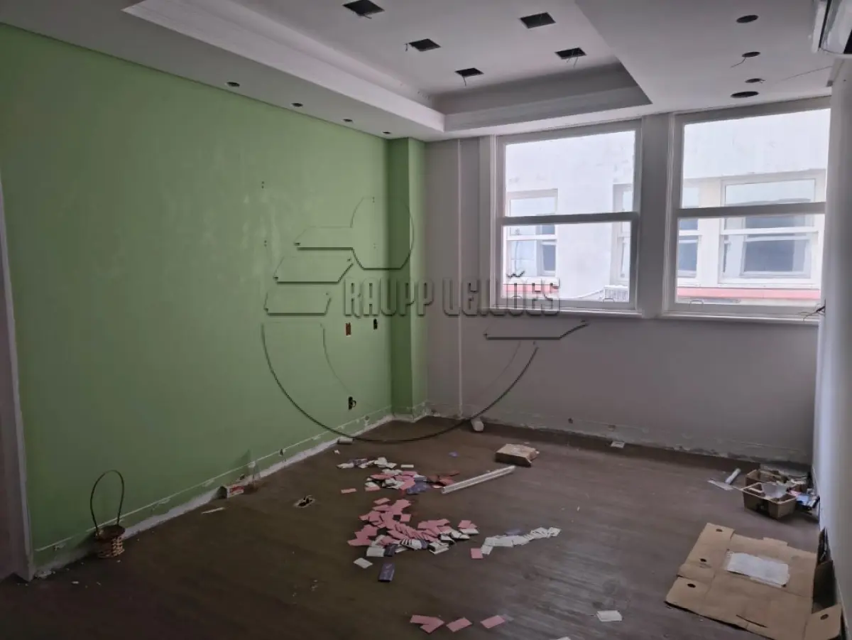 LOTE 005 - 02ª DATA | (PORTO ALEGRE/RS) DIREITOS E AÇÕES sobre o apto 103 do Edifício Krahe, c/ 48,55m², no Bairro Centro Histórico