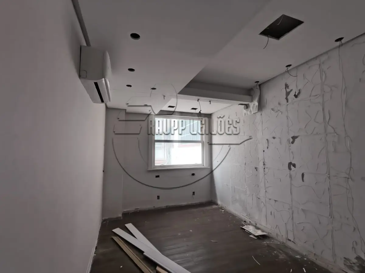 LOTE 005 - 02ª DATA | (PORTO ALEGRE/RS) DIREITOS E AÇÕES sobre o apto 103 do Edifício Krahe, c/ 48,55m², no Bairro Centro Histórico