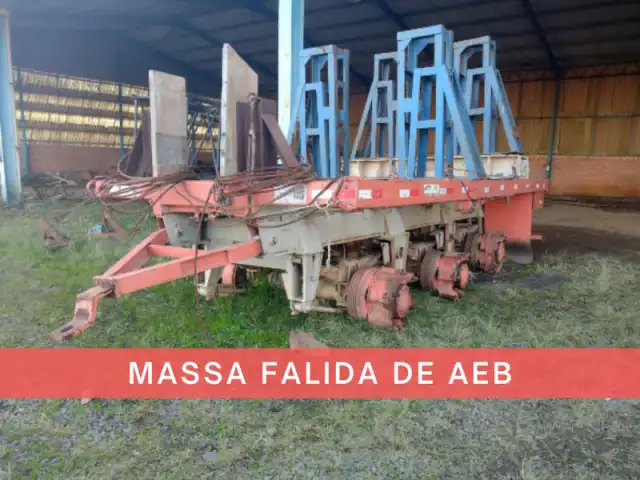 LEILÃO JUDICIAL - veículo, mobiliários, máquinas, sucatas e equipamentos