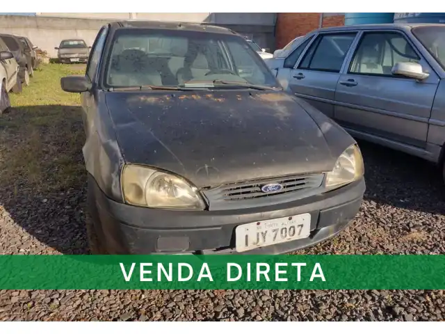 VENDA DIRETA - Um automóvel FORD FIESTA GL, ANO/MOD. 2001