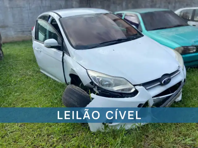 LEILÃO JUDICIAL - VEÍCULO FORD FOCUS, ANO 2014/2015