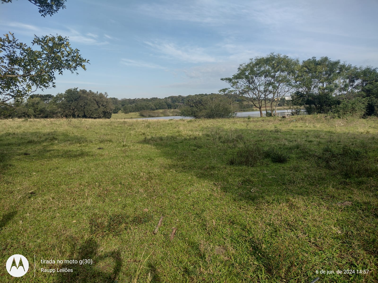 (GLORINHA/RS) Um terreno c/ a área de 246.896,00m², dentro de um todo maior c/ 493.794,00m², situado no distrito de Glorinha., localizado em Glorinha - RS