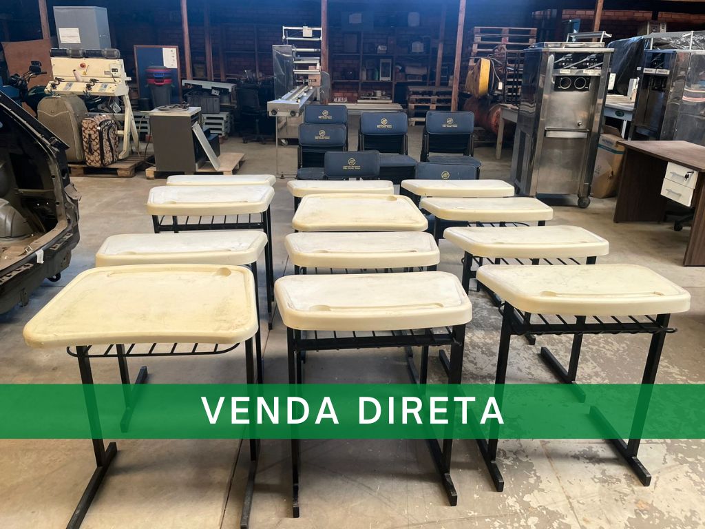 VENDA DIRETA - 30 CONJUNTOS DE MESAS E CADEIRAS ESCOLARES