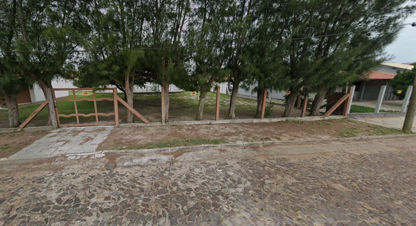 (TRAMANDAÍ/RS) Um terreno em Tramandaí/RS, c/ 375,00m², localizado em Tramandaí - RS
