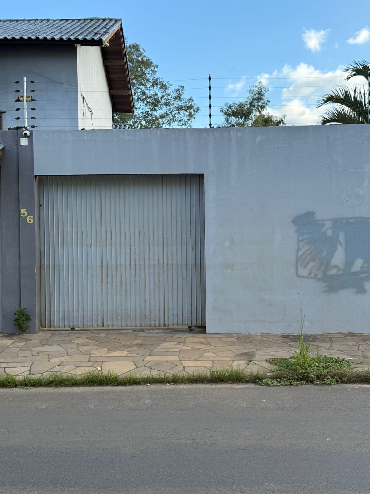 (SÃO LEOPOLDO/RS) Um terreno de 317,24m², c/ benfeitorias, no Bairro Campina, localizado em São Leopoldo - RS