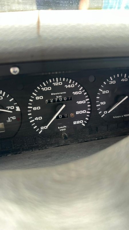 LOTE 002 - 02ª DATA | Um veículo VW/SANTANA GLS 2000, ano/mod 1991/1992